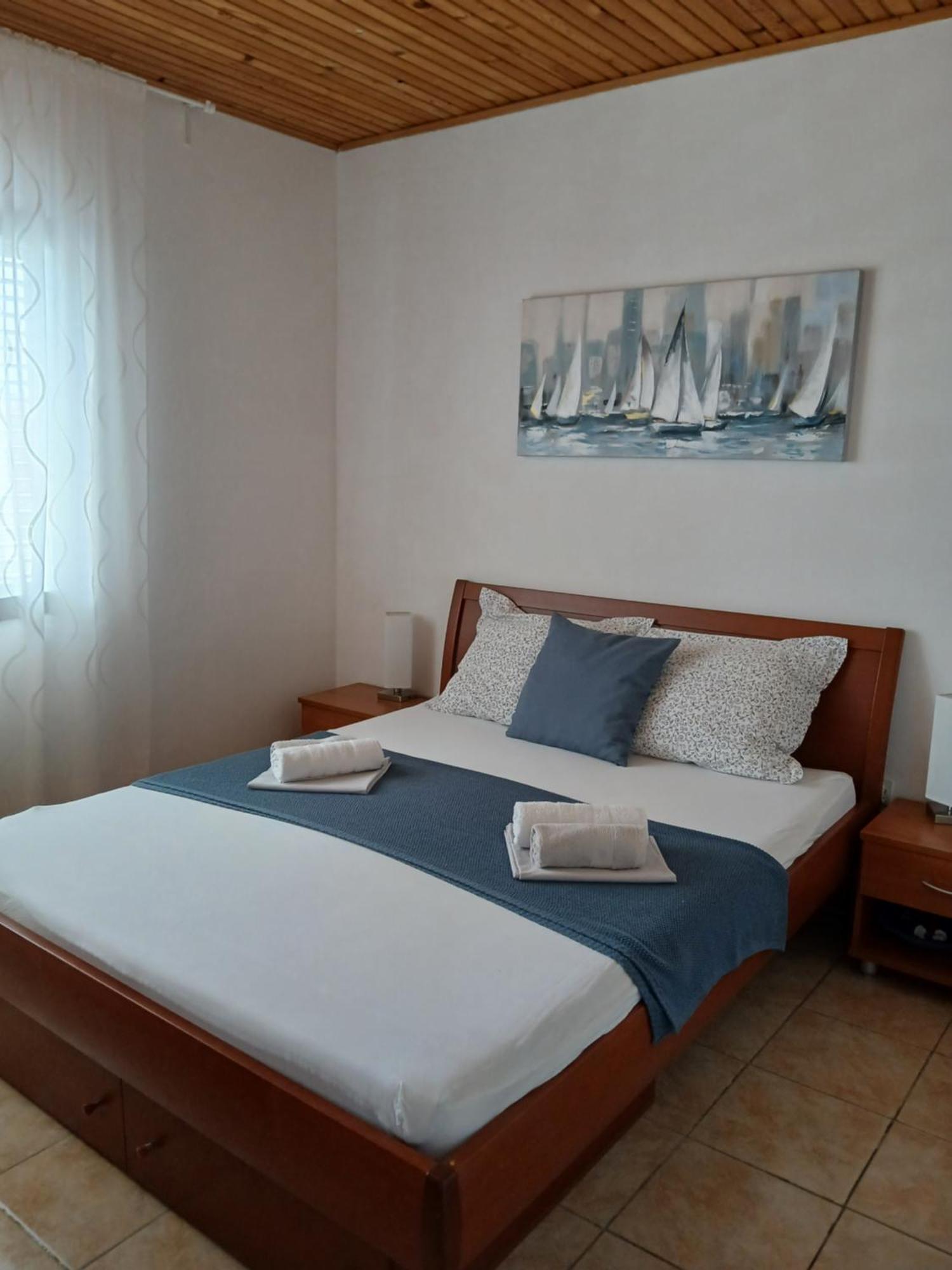 Apartment Dragas Lukovo Exterior photo